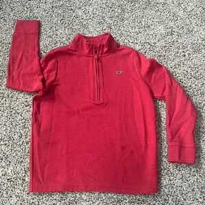 Vineyard Vines Red 3/4 Zip size S (8/10) Fits more like a 7/8